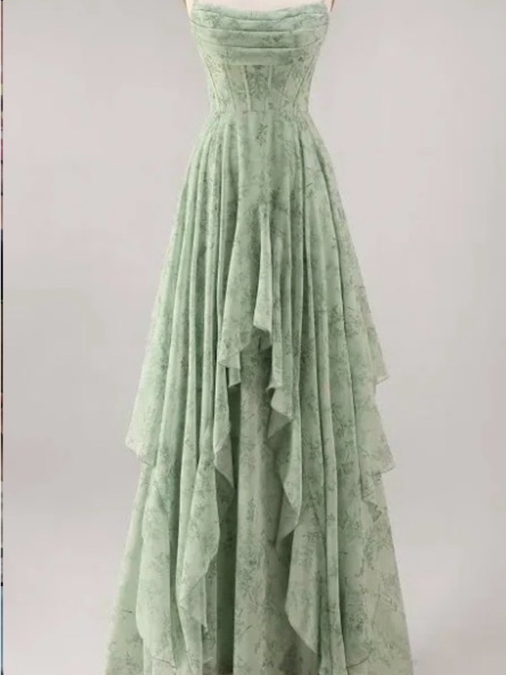 Elegant Sage Green Lace Evening Dress